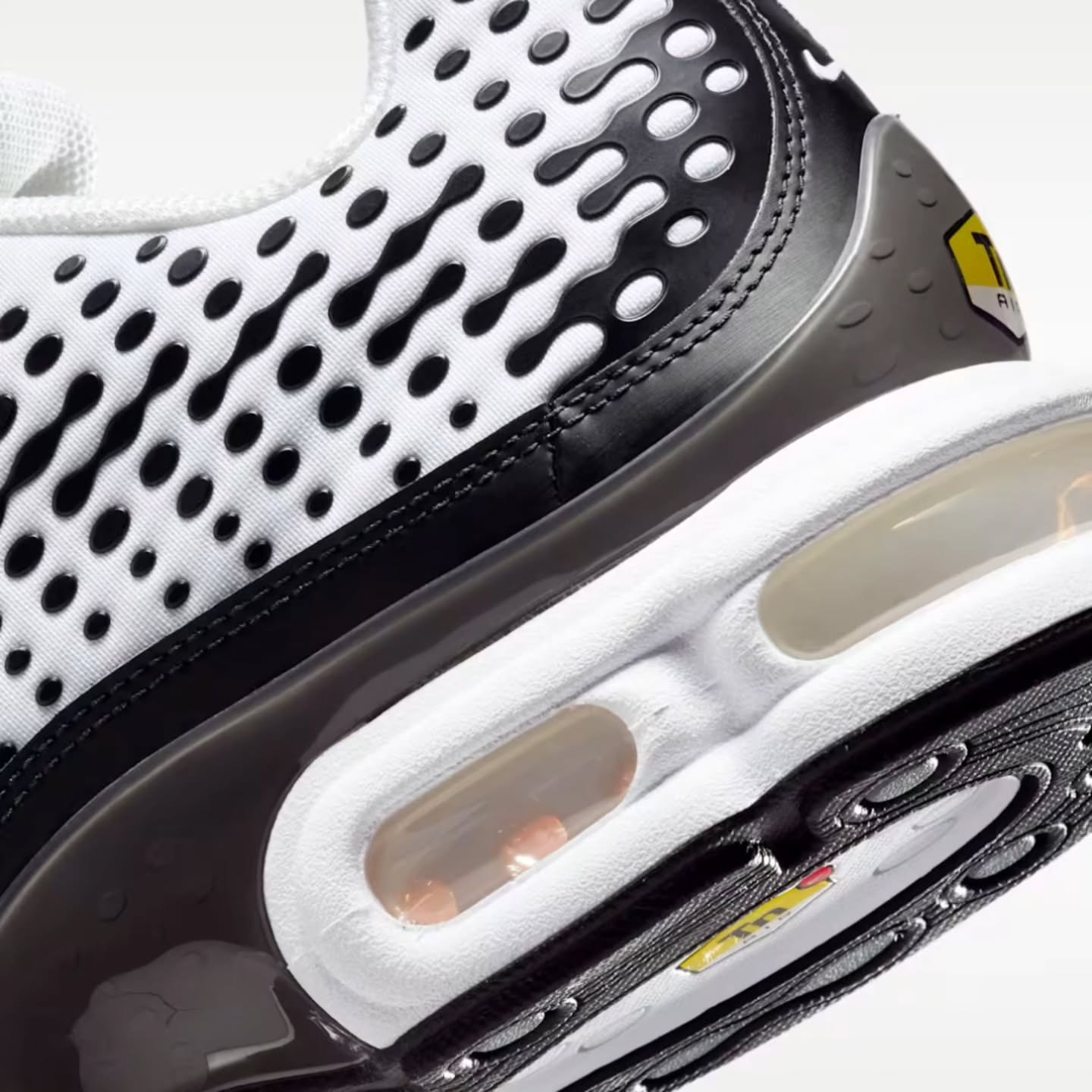 Nike Air Max TN Plus VII White / Black
