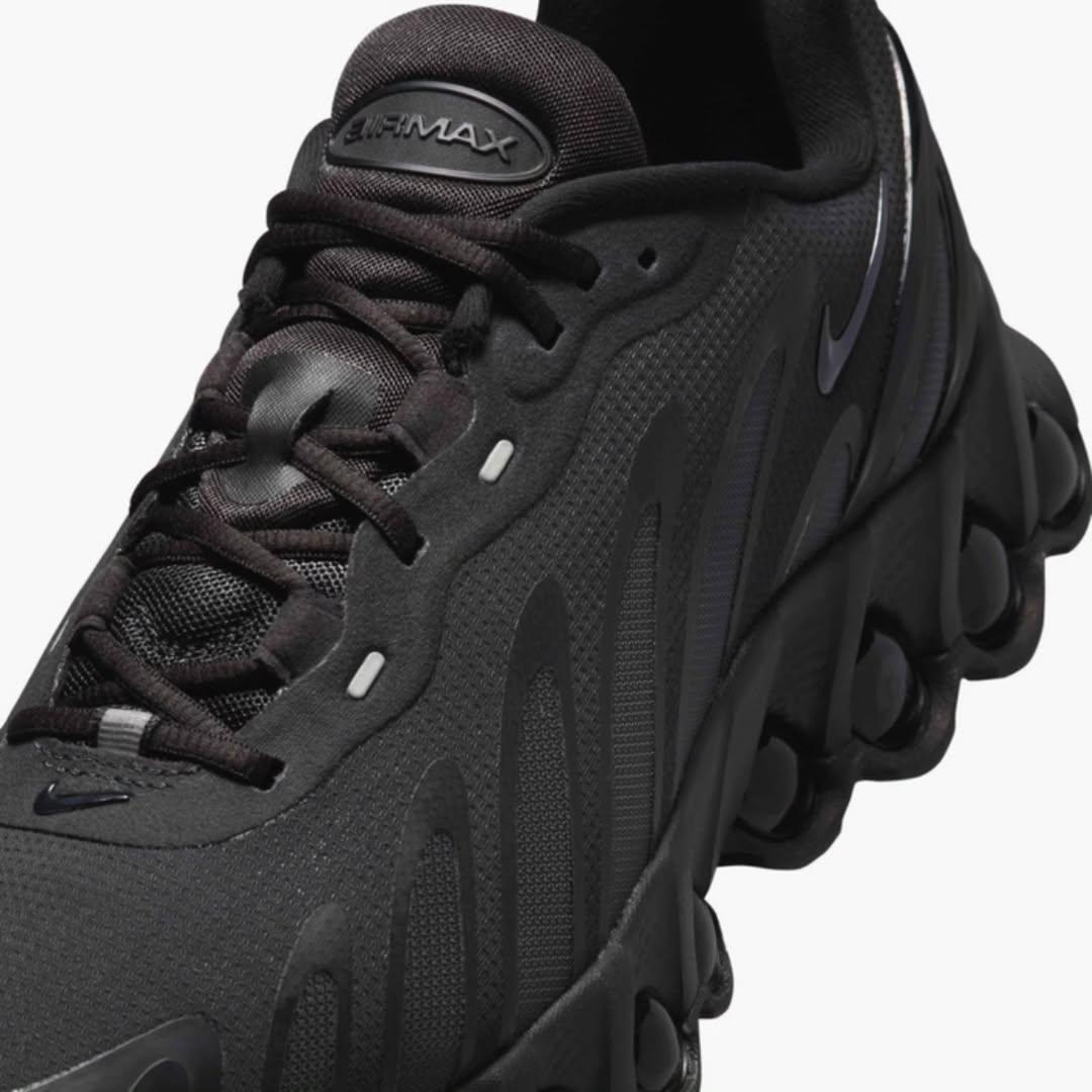 Nike Air Max DN8 "Triple Black"