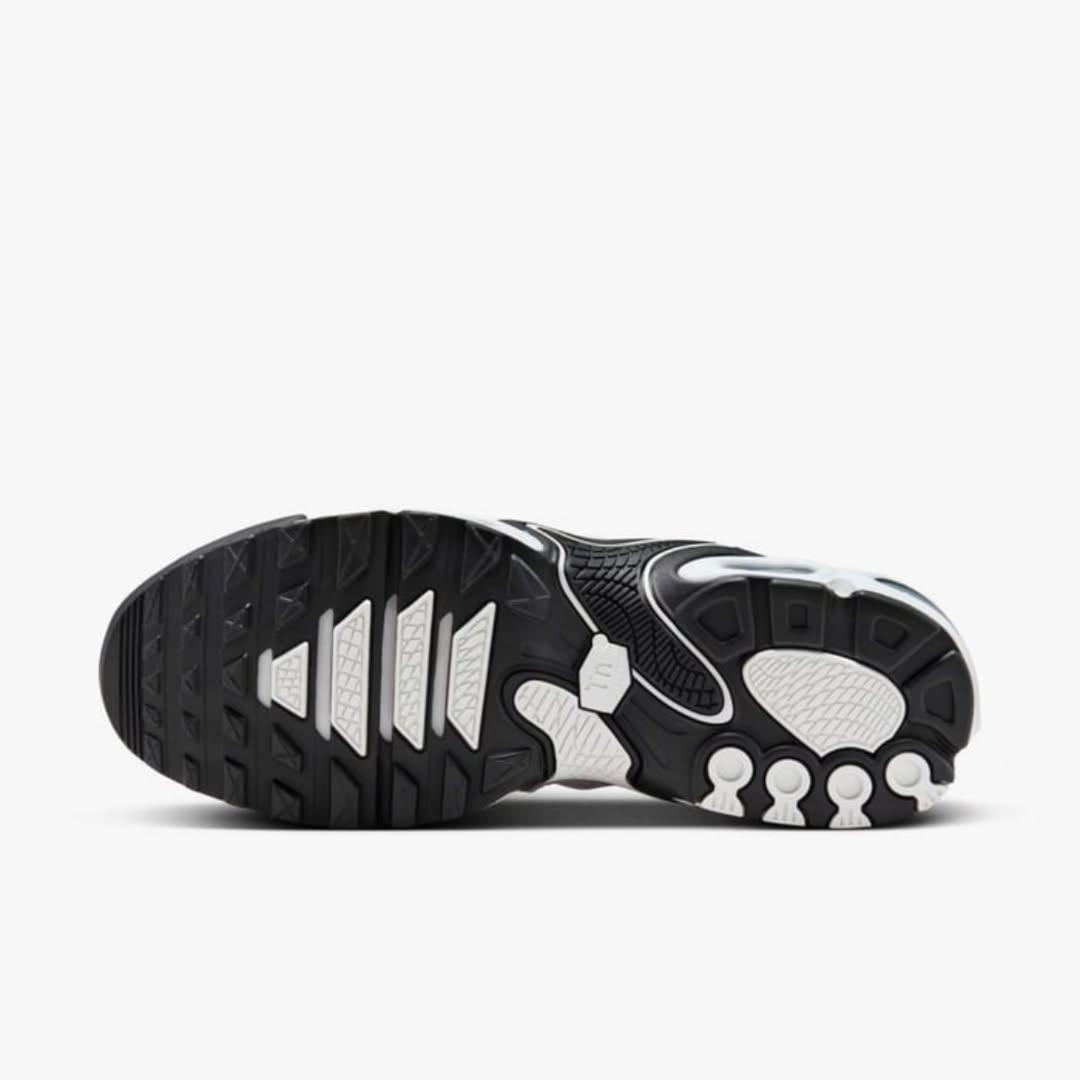 Nike Air Max TN Plus Drift "Panda"