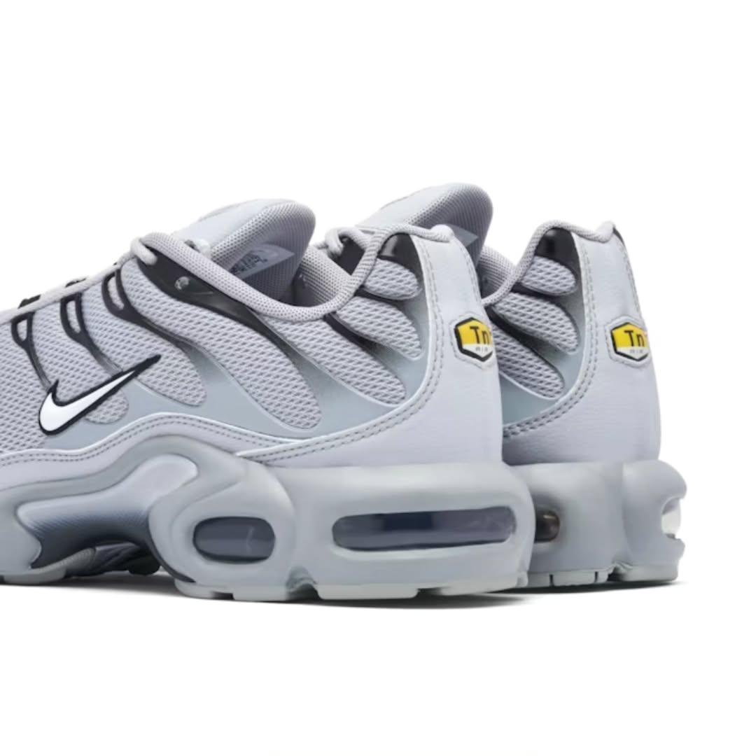 Nike Air Max Plus "Wolf Grey" TN.