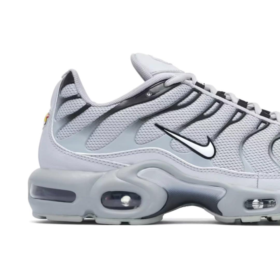Nike Air Max Plus "Wolf Grey" TN.